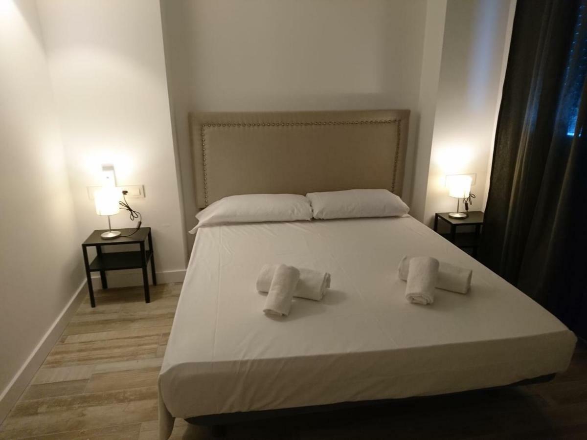 Nwt Central Station Apartments Valence Extérieur photo