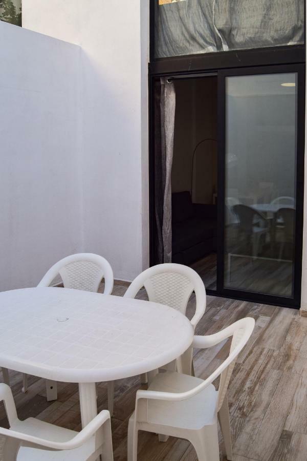 Nwt Central Station Apartments Valence Extérieur photo